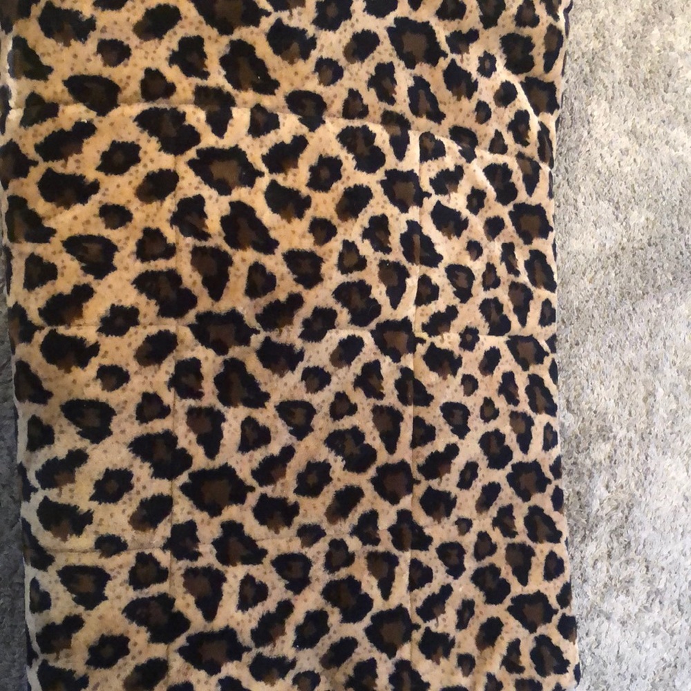 Twin cheers print comforter